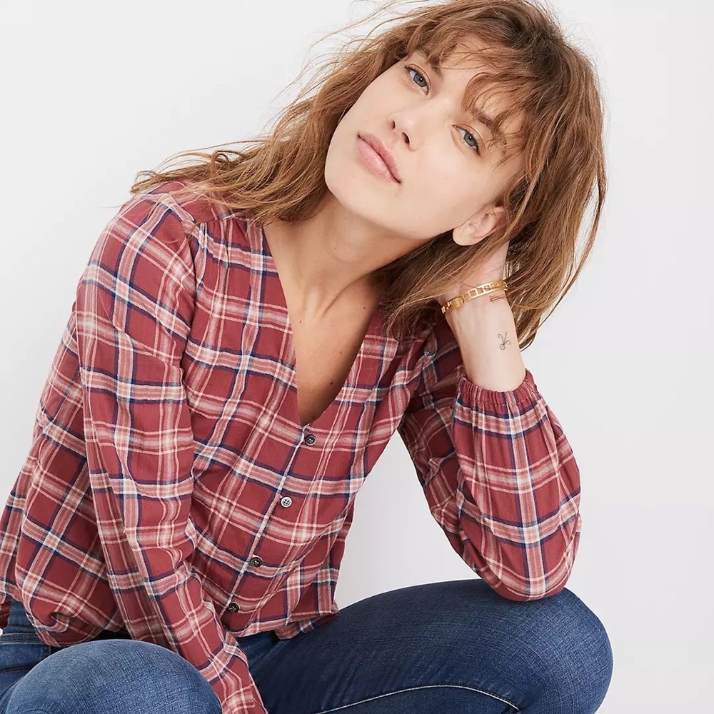 Madewell V-Neck Button-Down Shirt in Stratfield Plaid Size Small